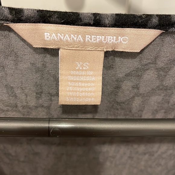 Faux wrap dress - Picture 2 of 5